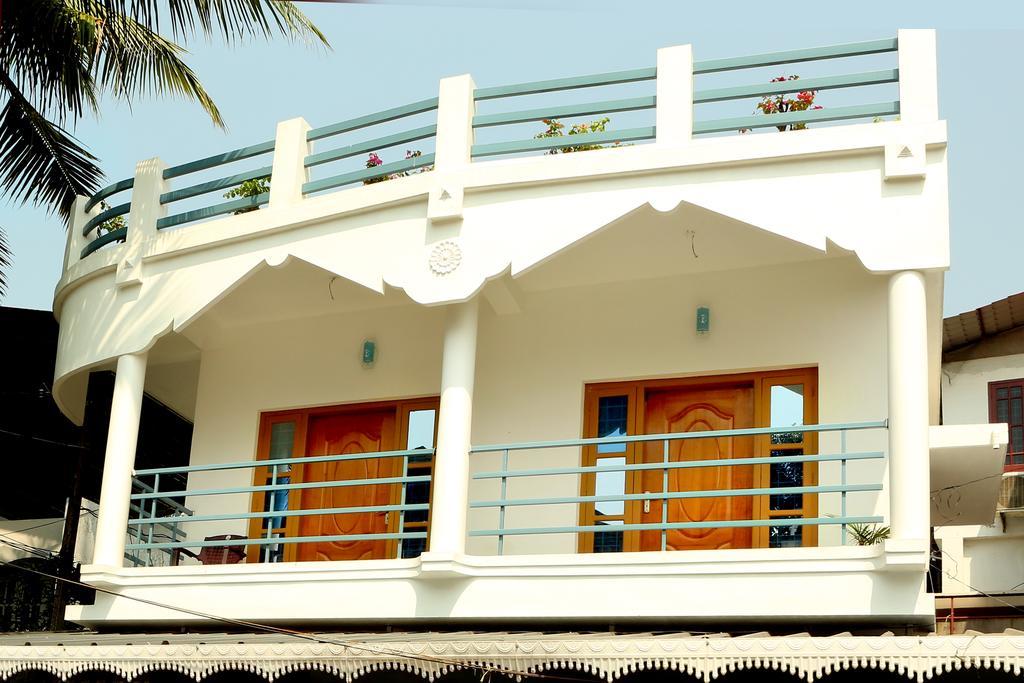 Heather Home Stay Kochi Exterior photo